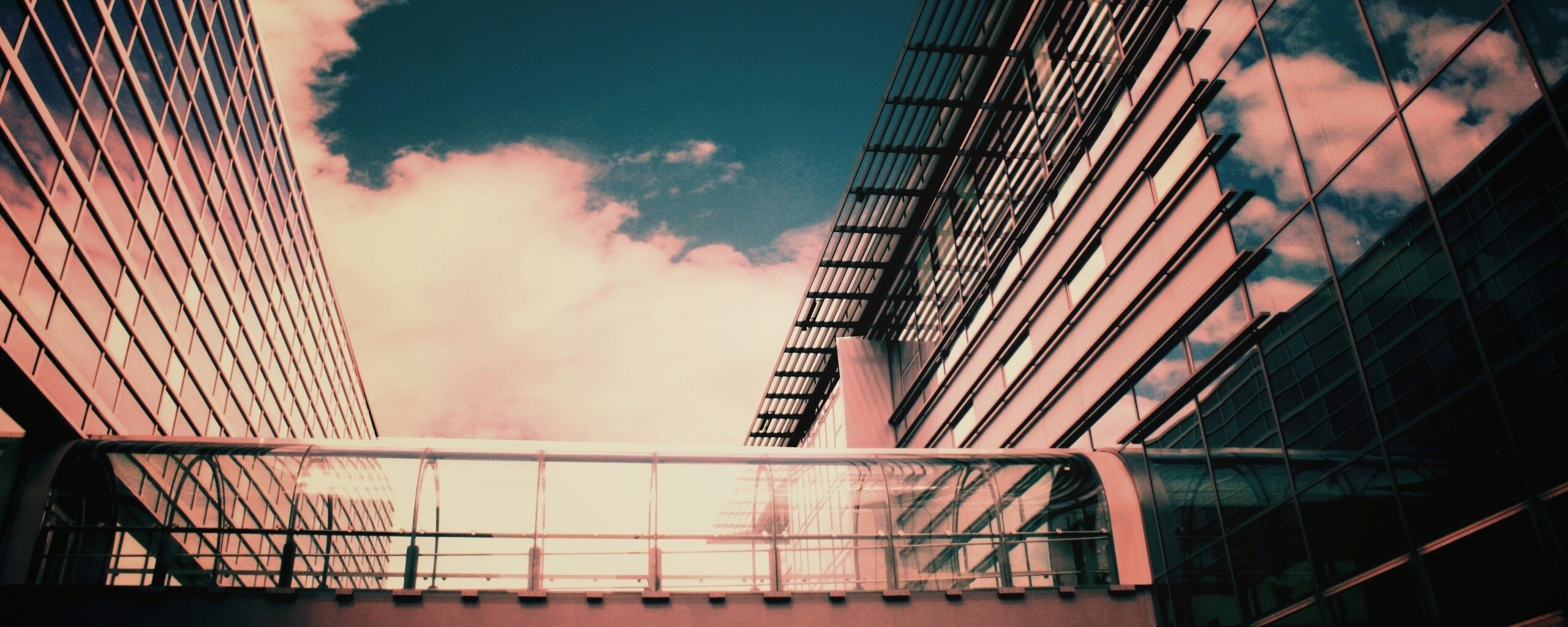 Стекло и металл обои