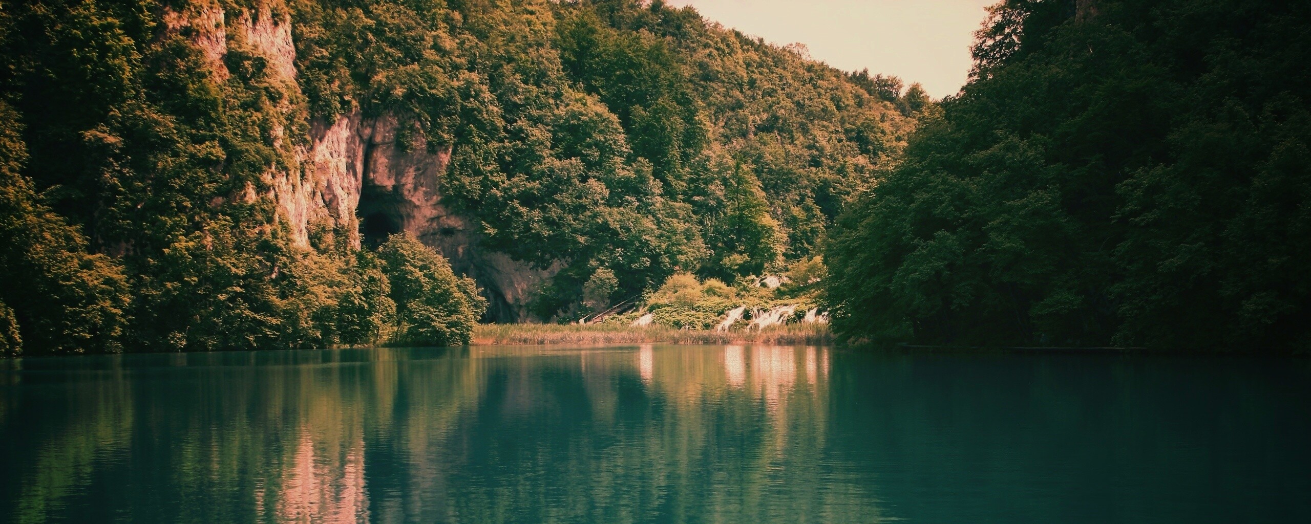 Девственное озеро обои