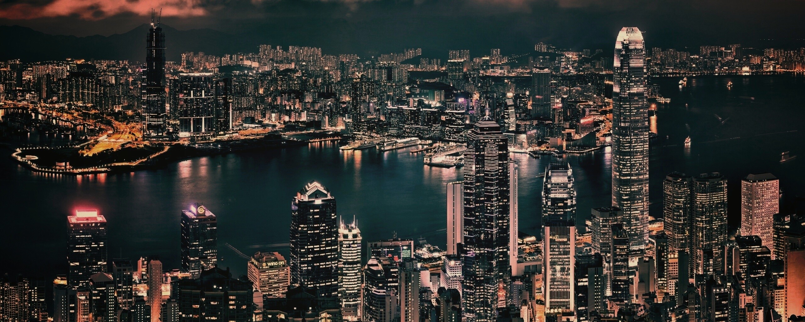 Небоскребы ночью обои