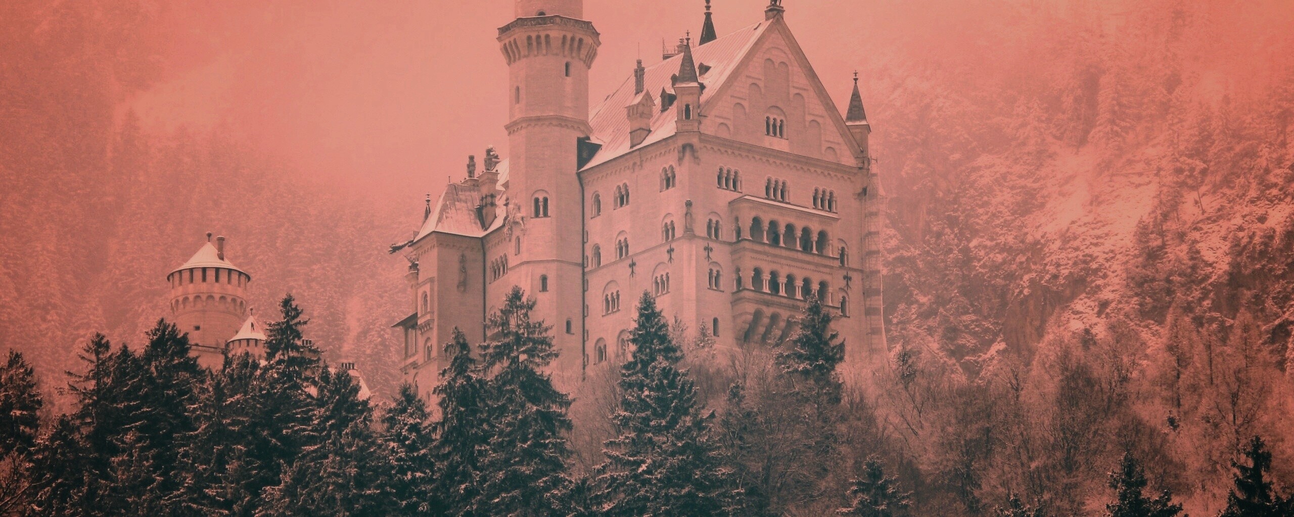 Заснеженный Нойшванштайн обои