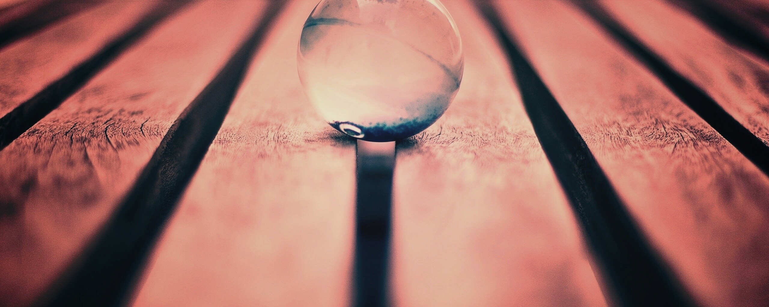 Стеклянный шарик обои