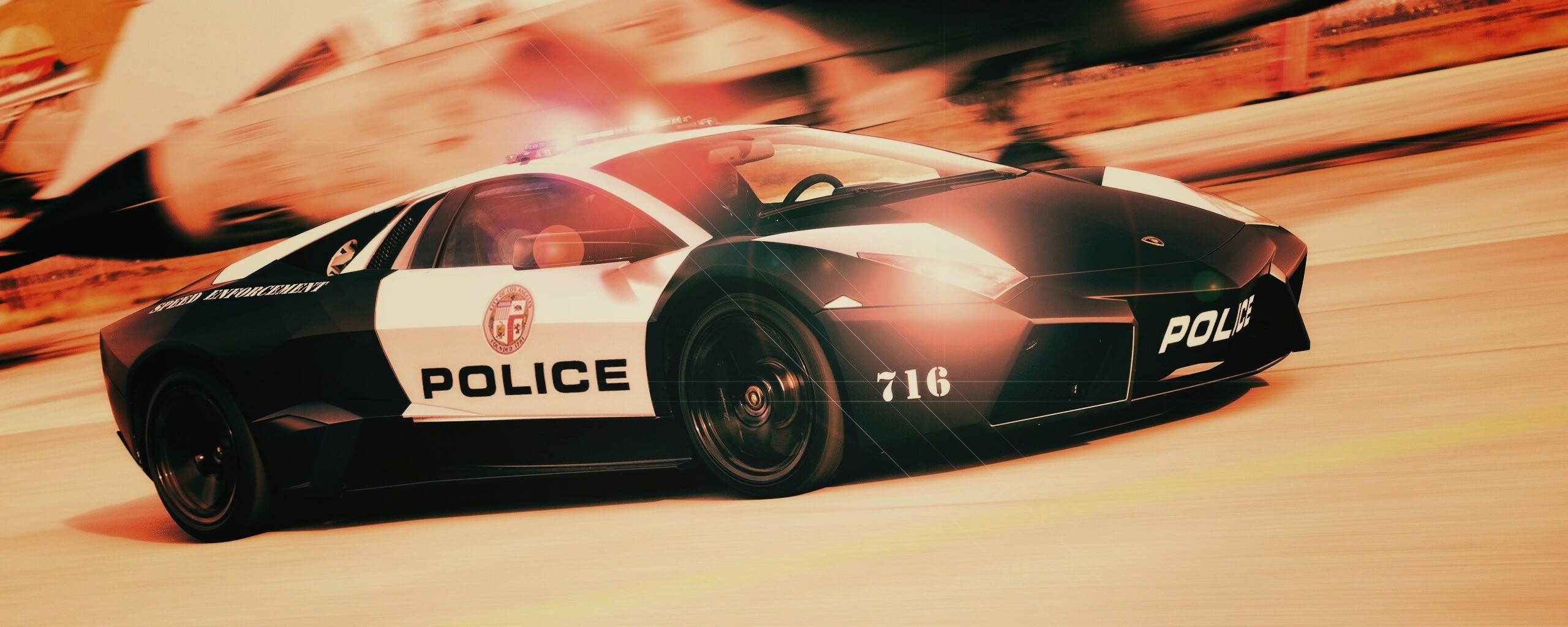 Полицейска Lamborghini из NFS обои
