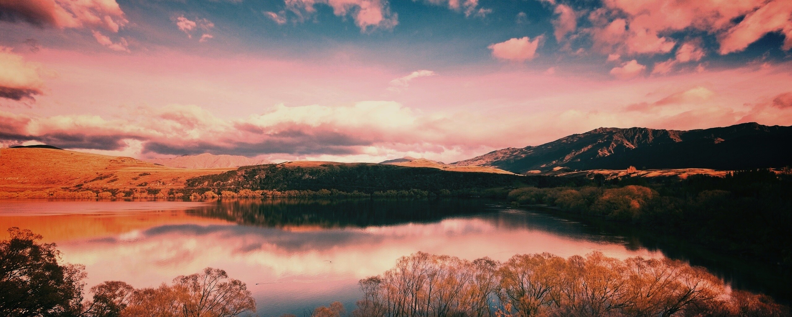 Живописное озеро обои