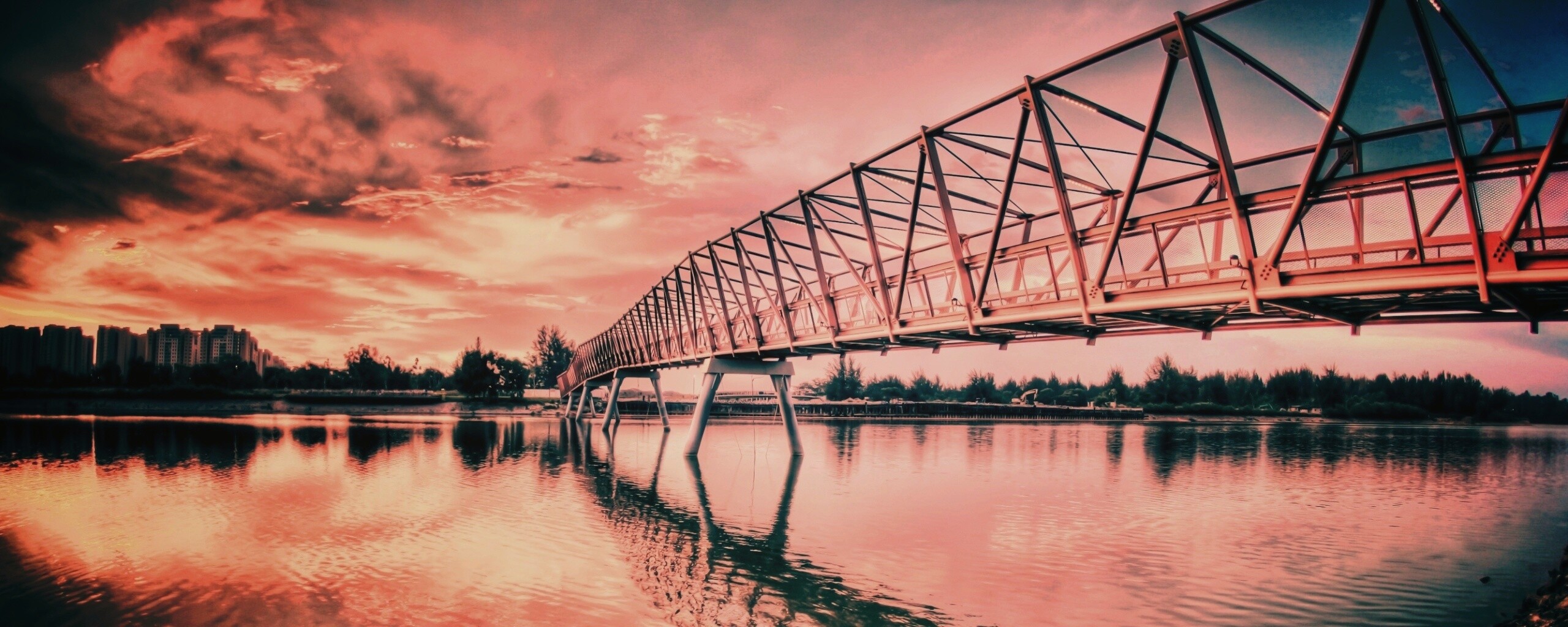 Мост через реку обои