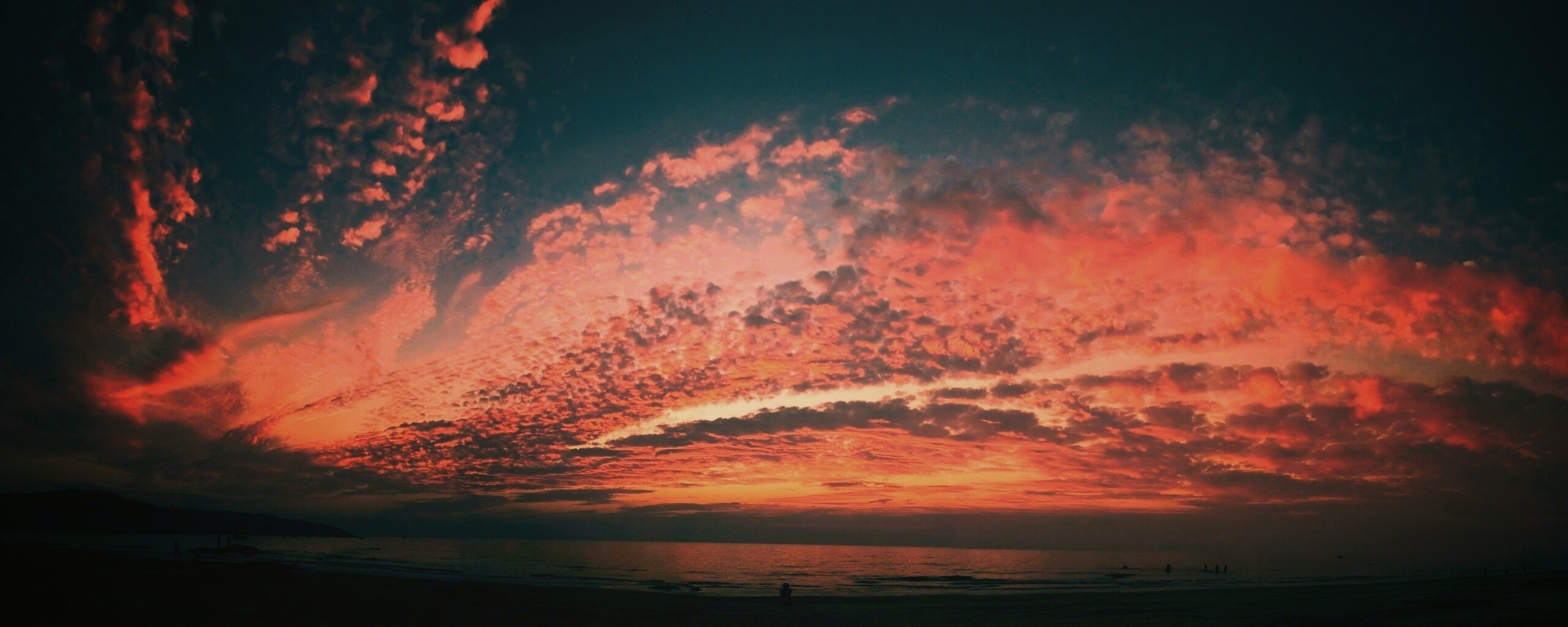 Изумитеьное закатное небо обои