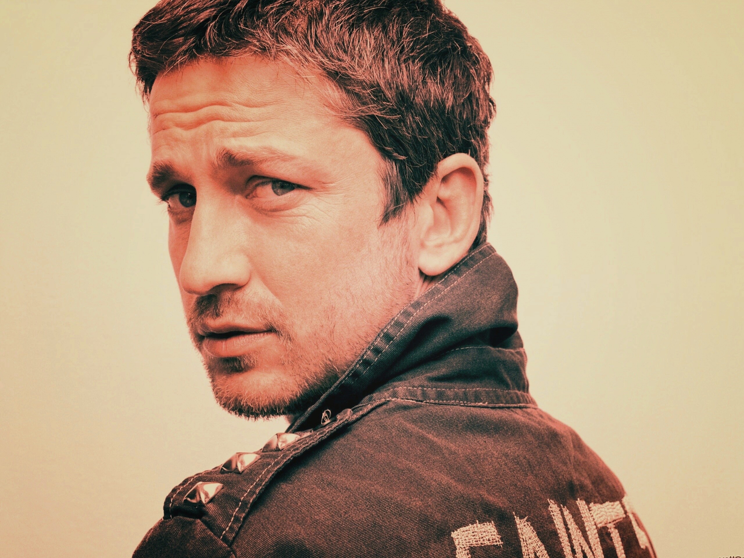 Джерард Батлер обои