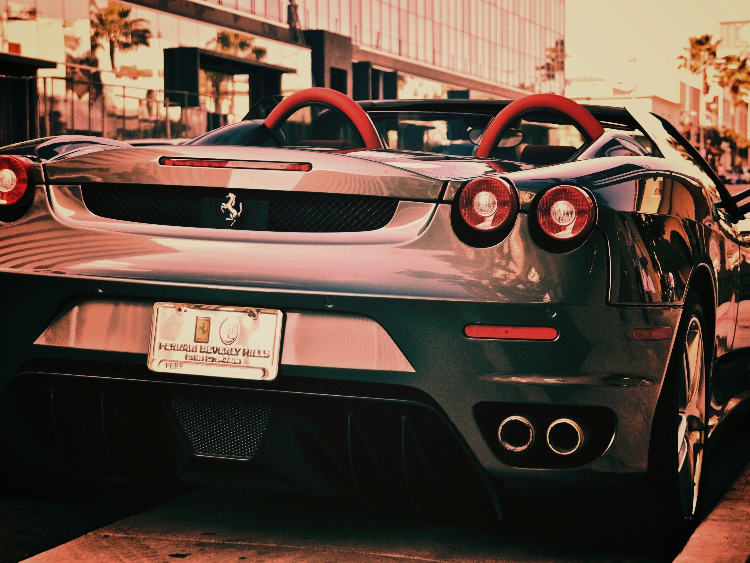 Феррари из Беверли Хиллс обои