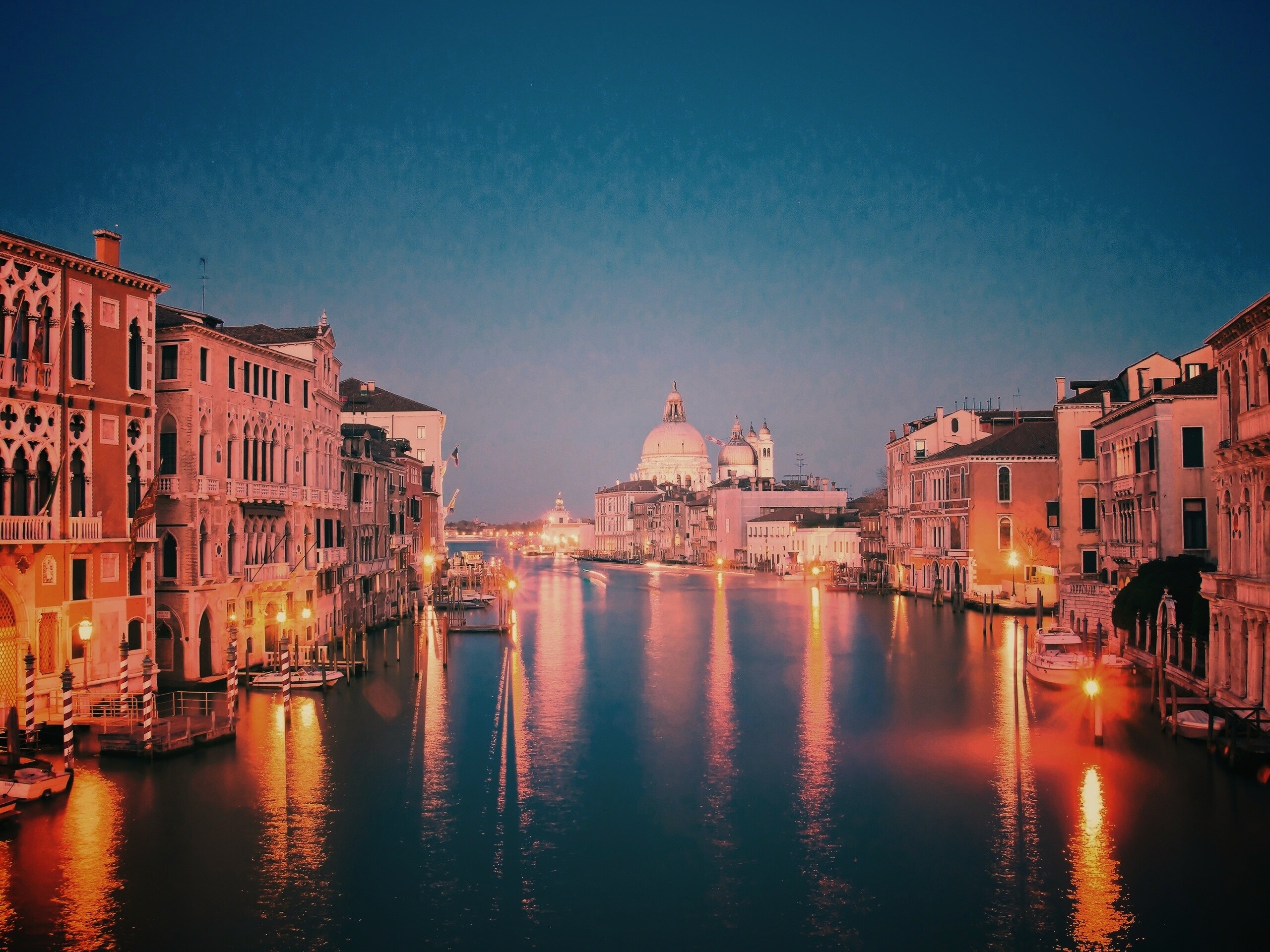 Канал в Венеции обои