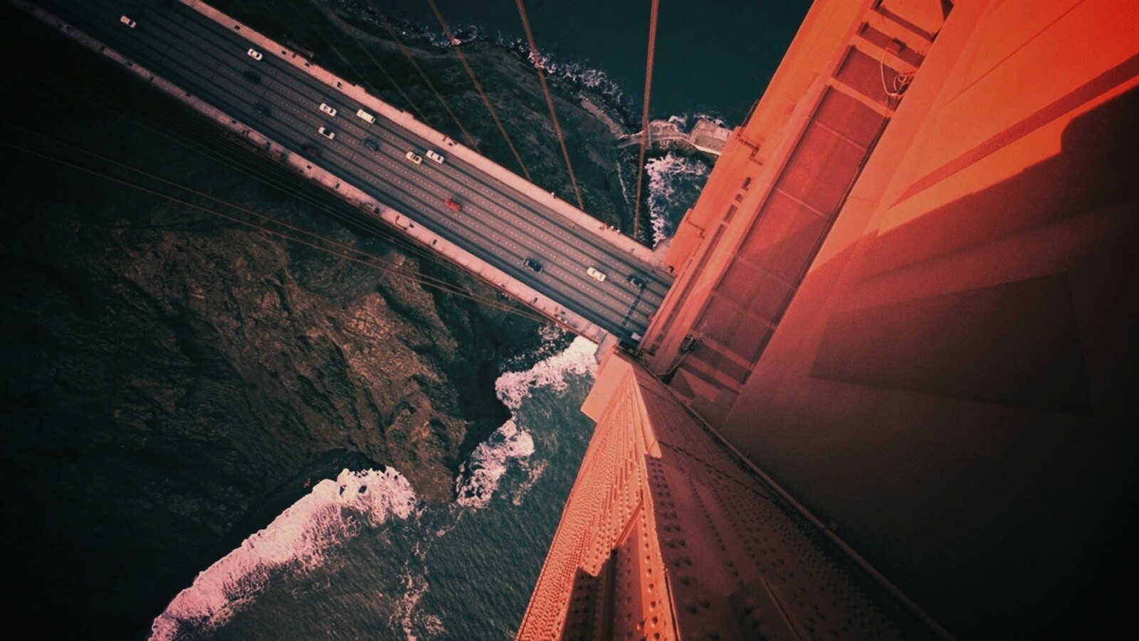 Вид в с пролета моста Золотые Ворота обои