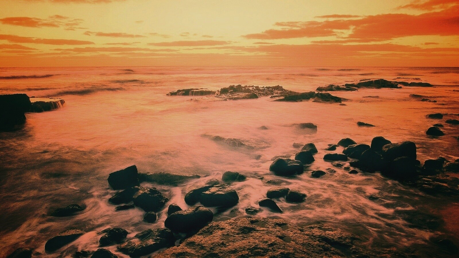 Каменистая отмель обои