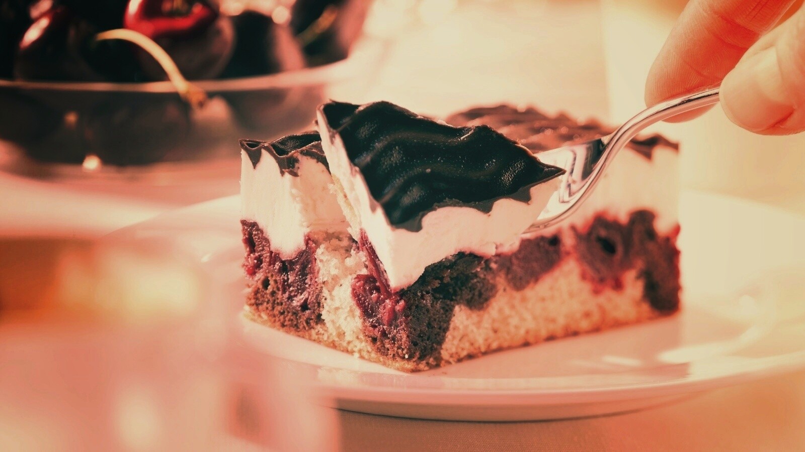 Вишневое пирожное обои