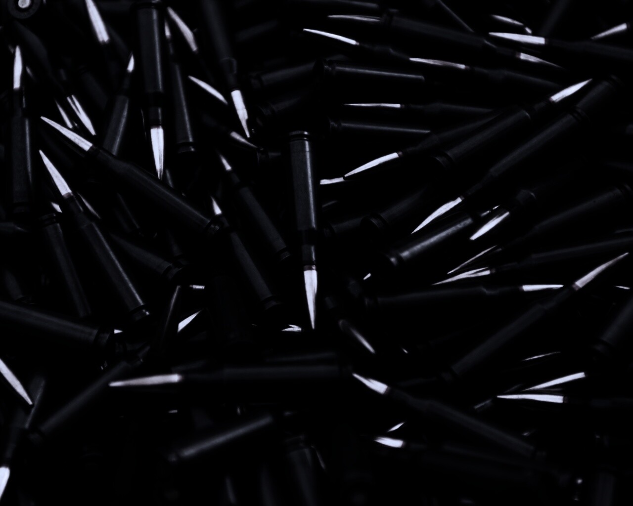 Черные патроны обои