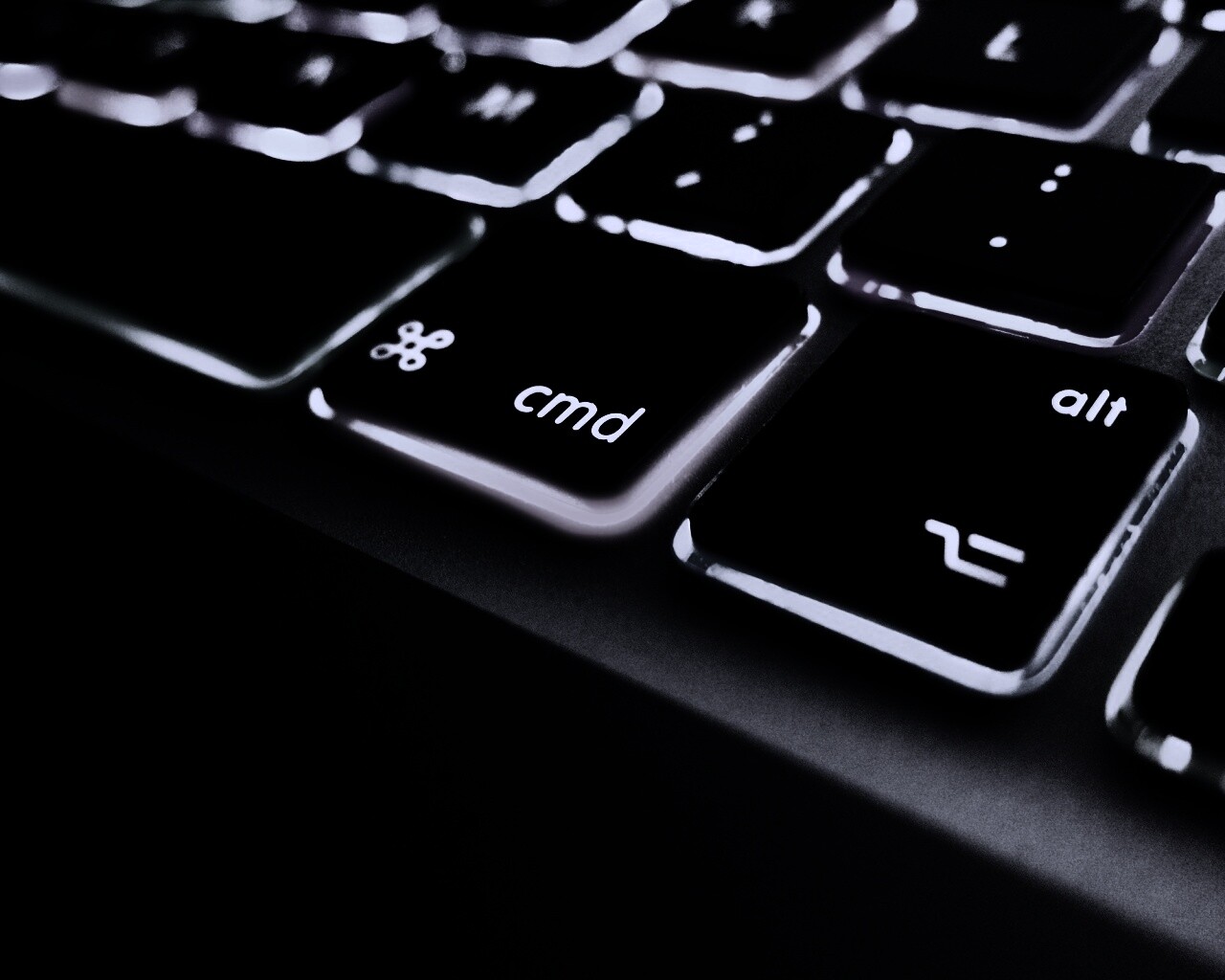 Разноцветная клава макбука обои