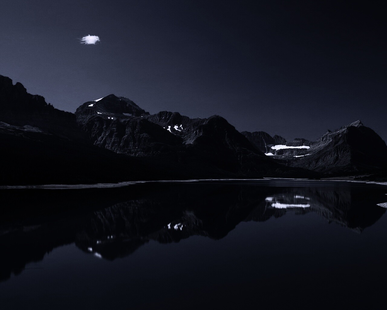 Синее горное озеро обои