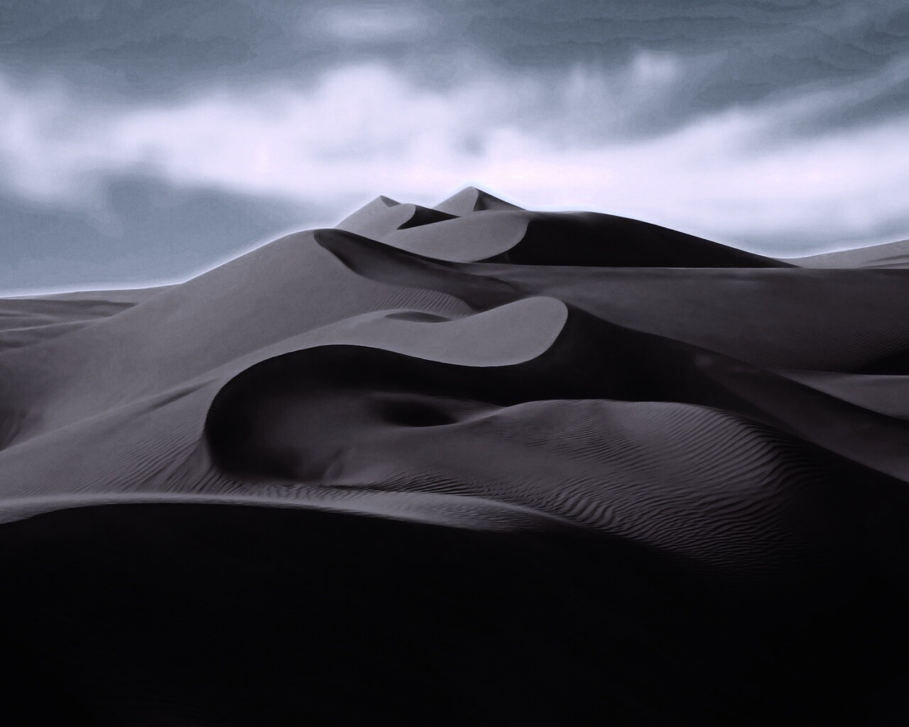 Волнистые барханы обои