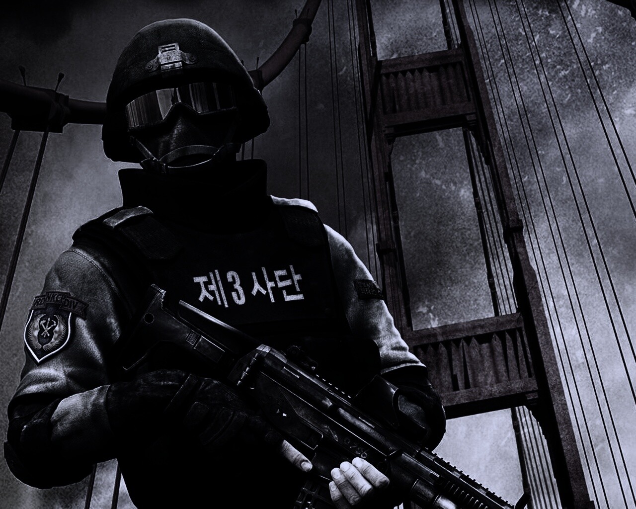 Солдат на мосту Золотые Ворота обои