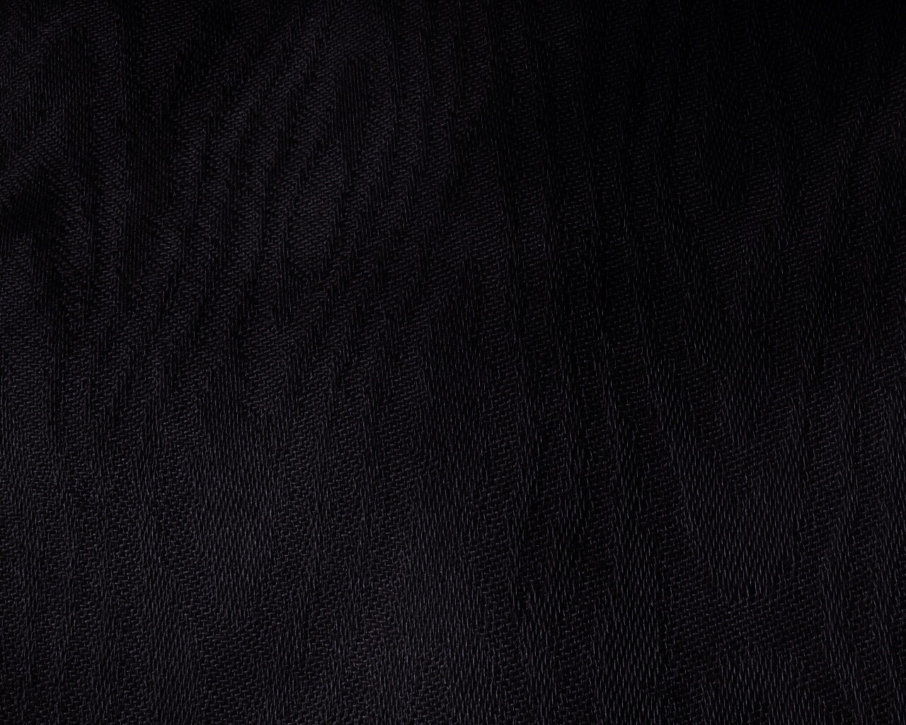 Бордовая узорчатая ткань обои