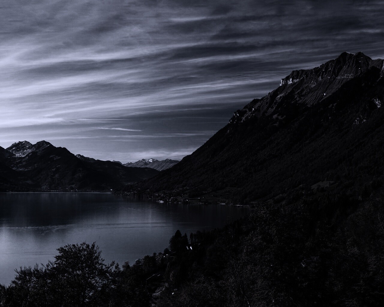 Горное озеро обои