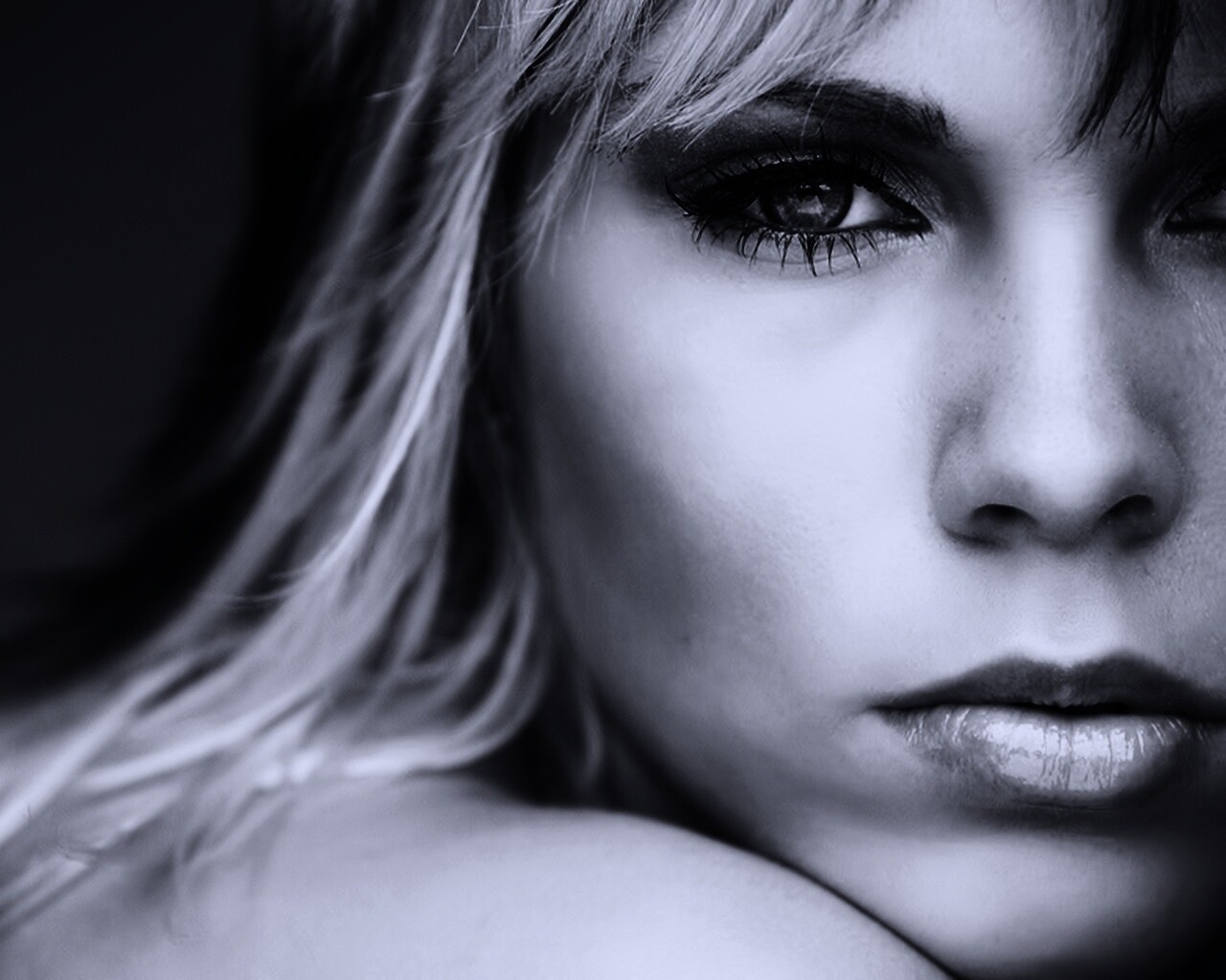 Черно-белое обои