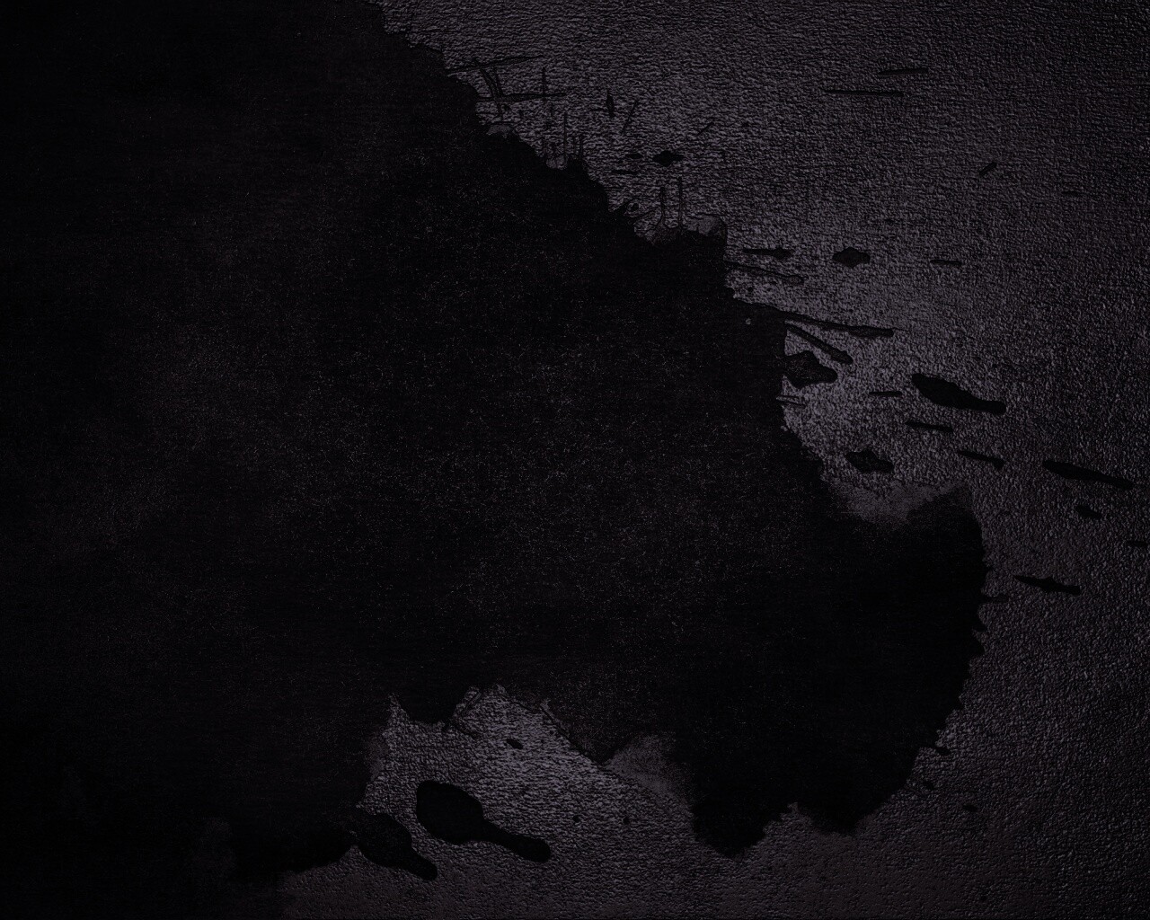 Кровавое пятно обои