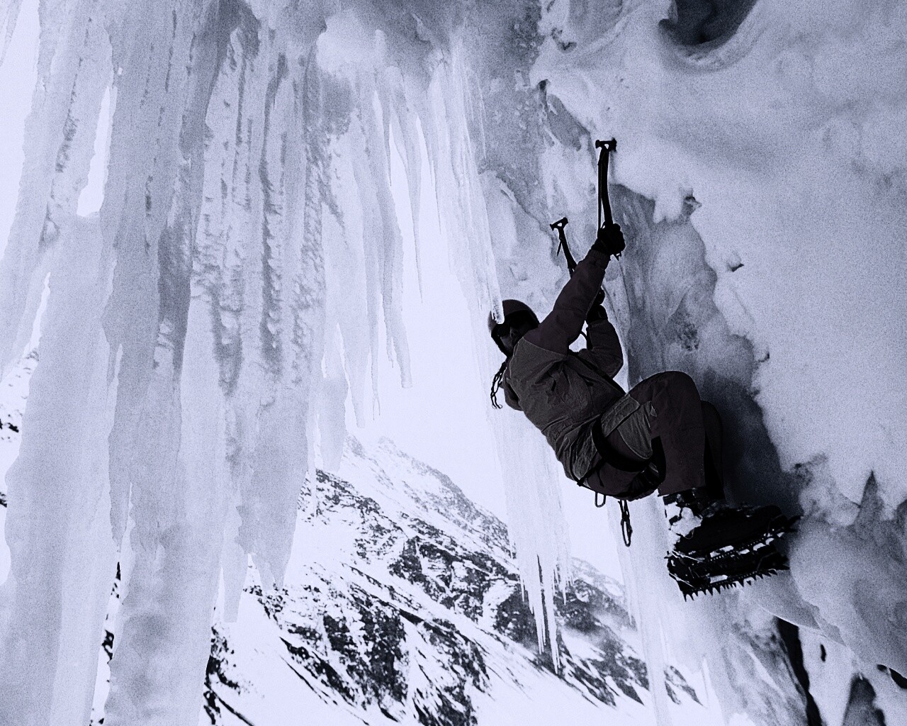Альпинист обои