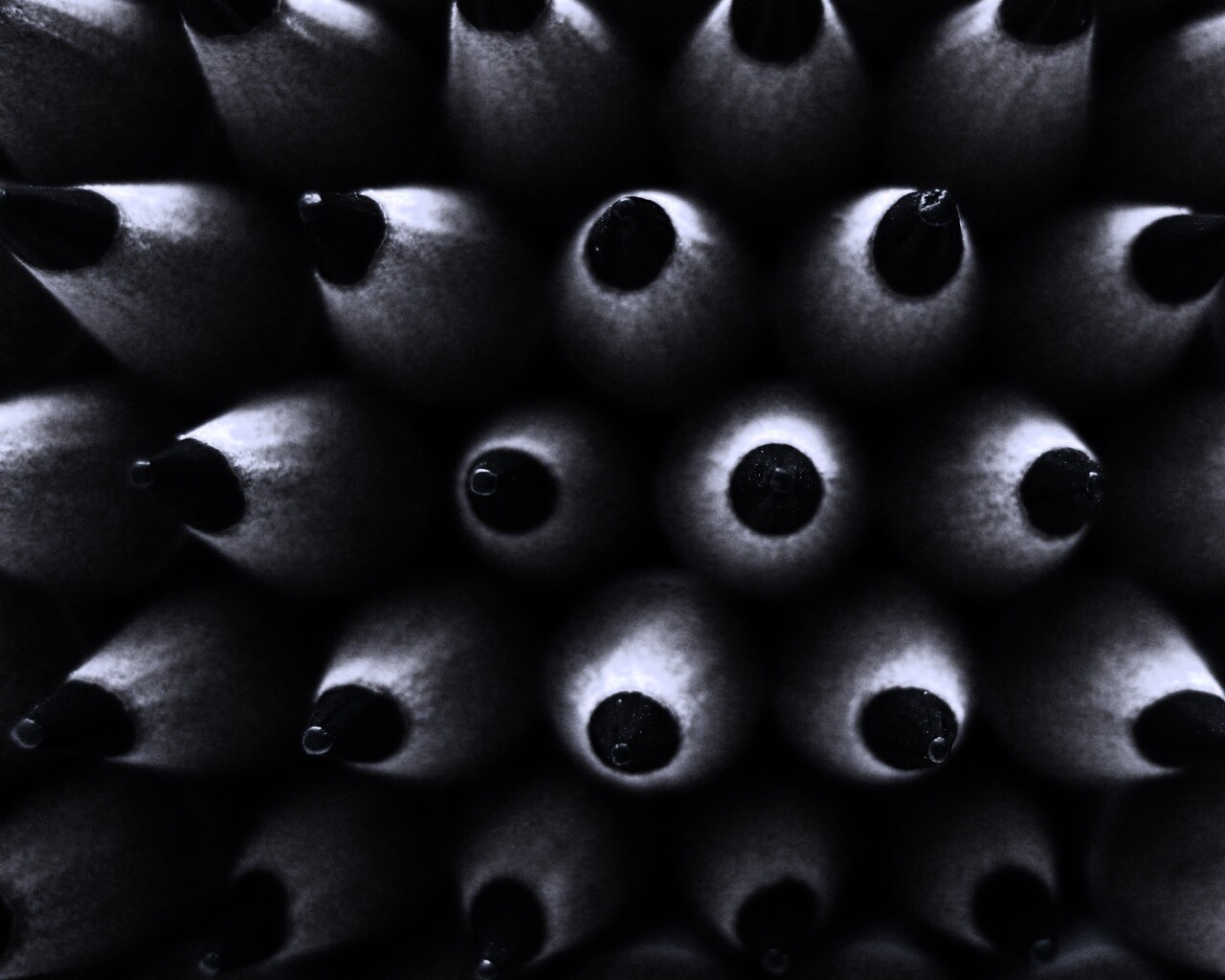 Чёрные карандаши обои