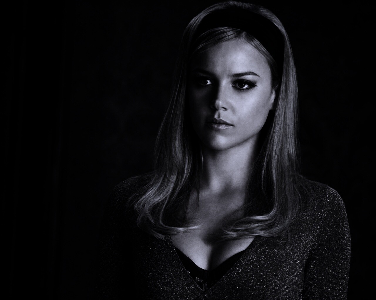 Эбби Корниш в Роли Милашки обои