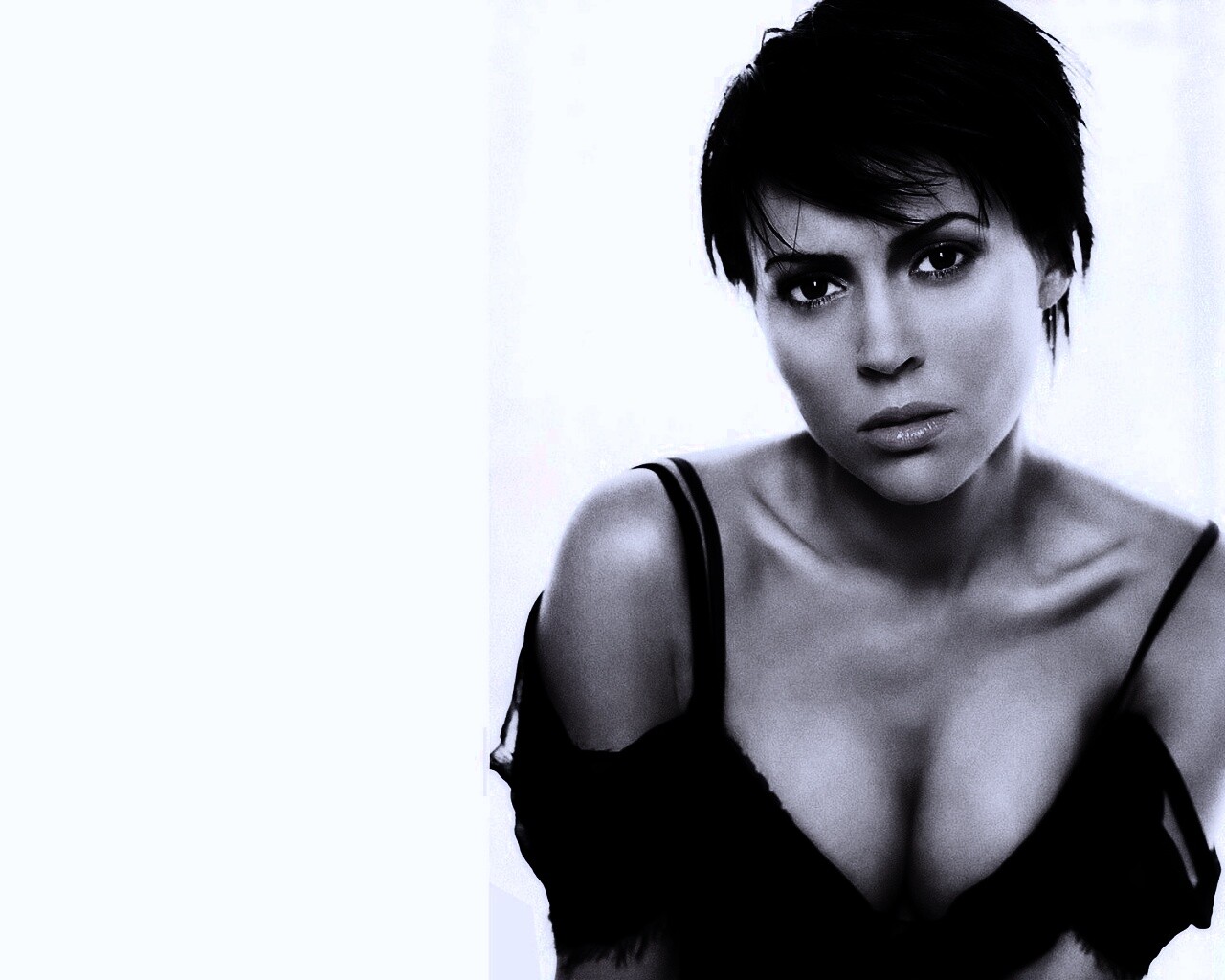 Алиса Милано обои