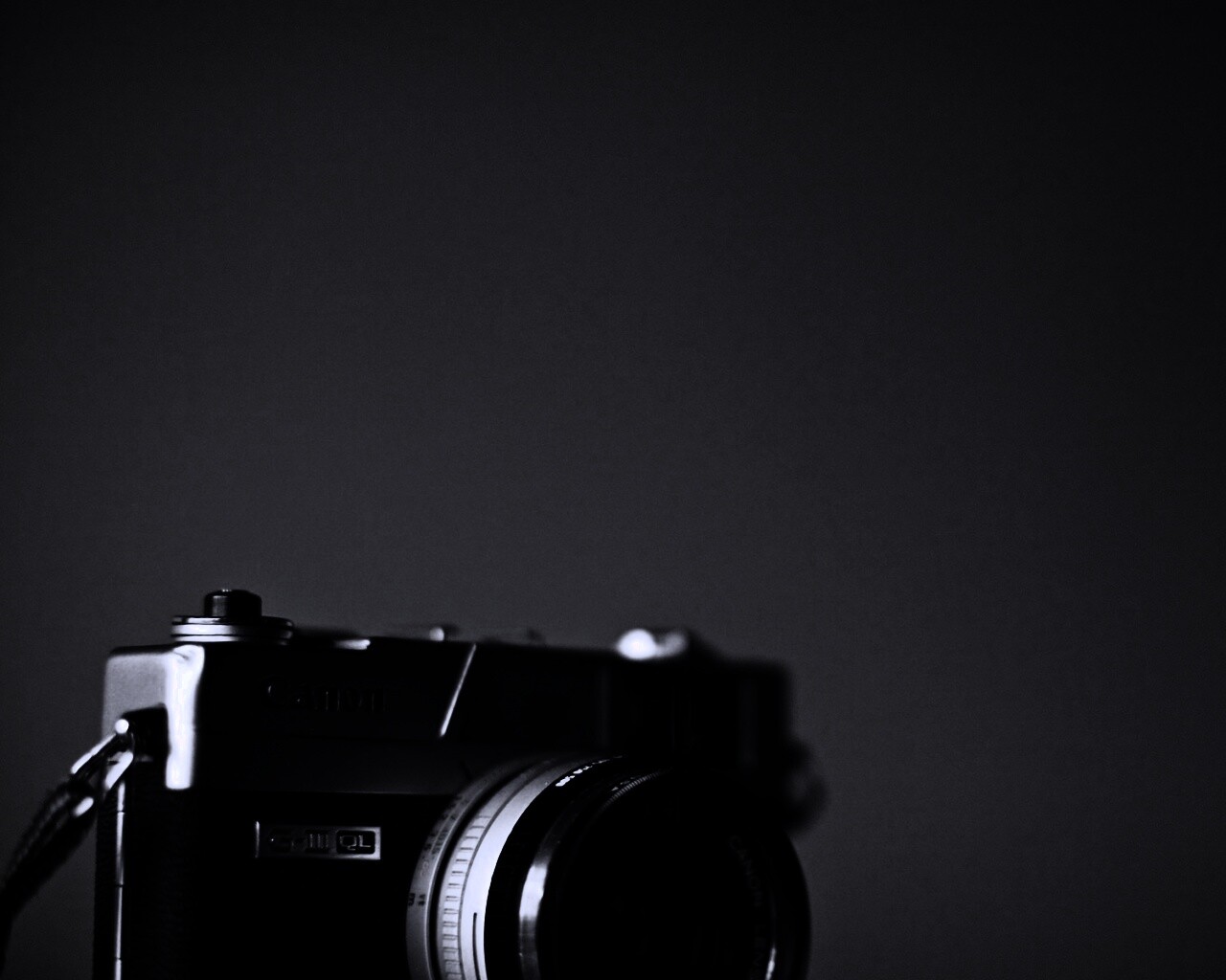 Фотоаппарат Canon обои