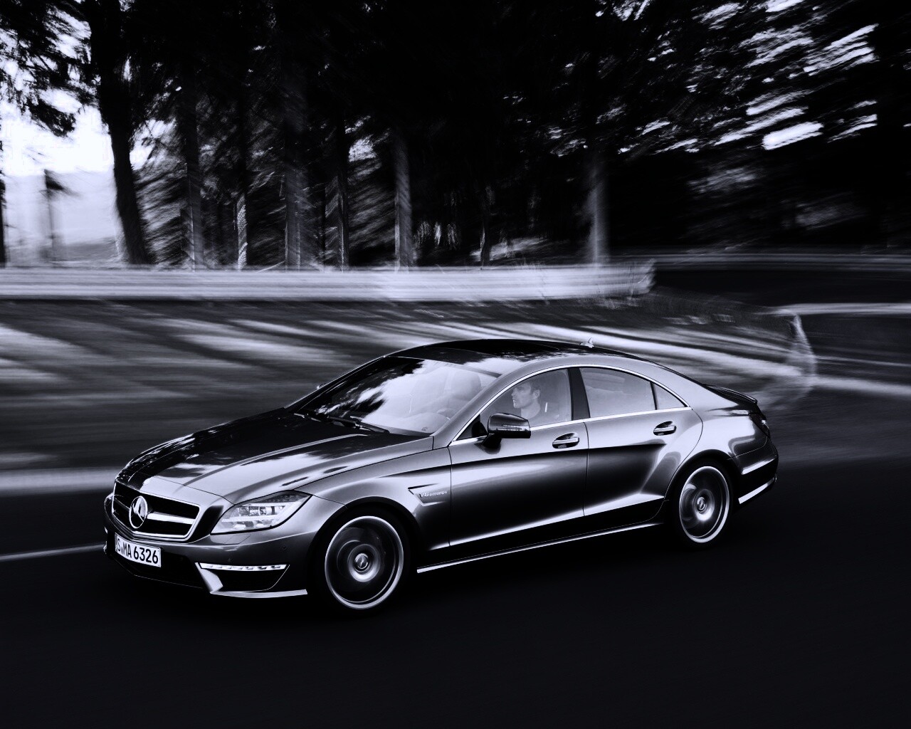 Мерседес в движении обои