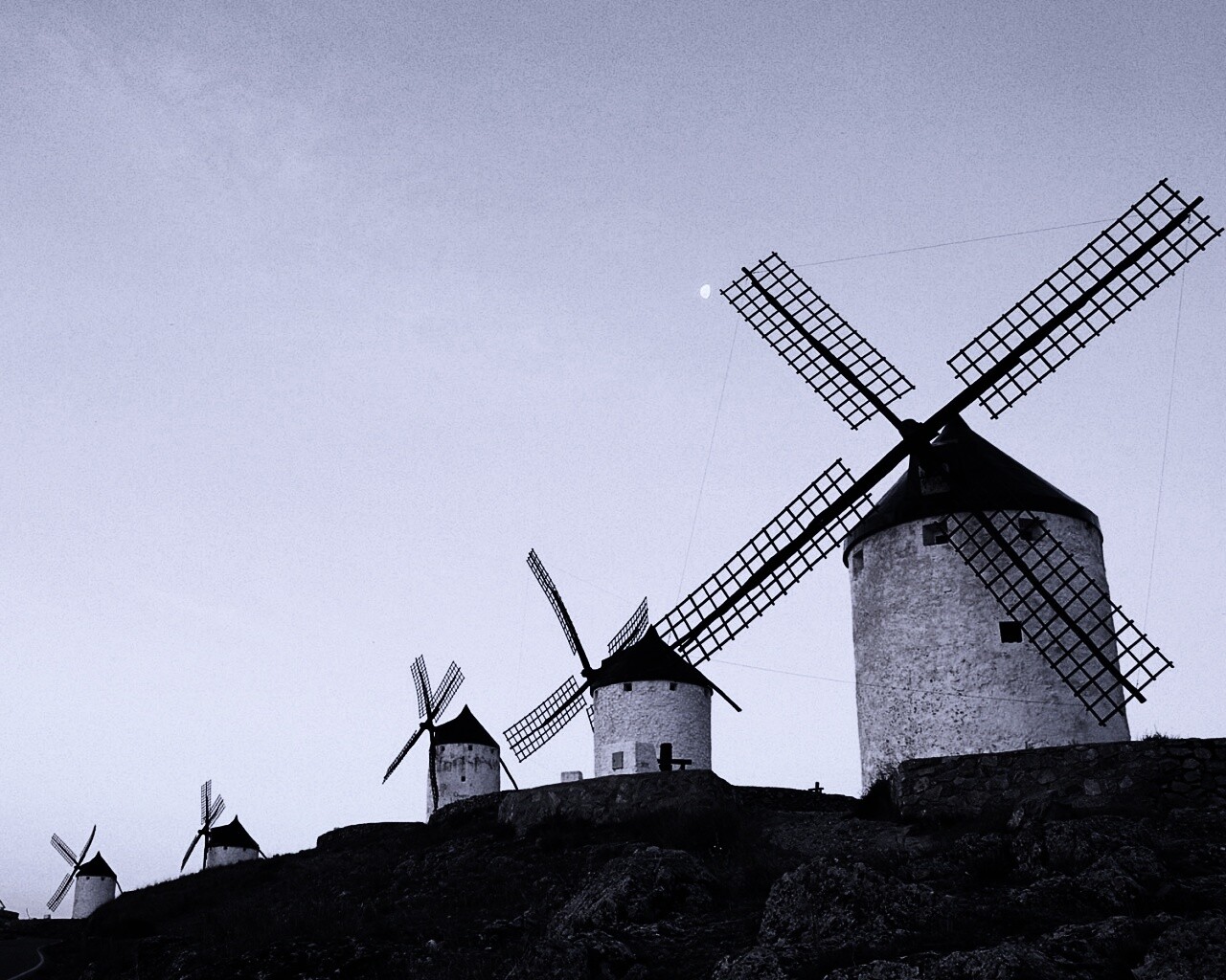 Пейзаж из ветряных мельниц обои