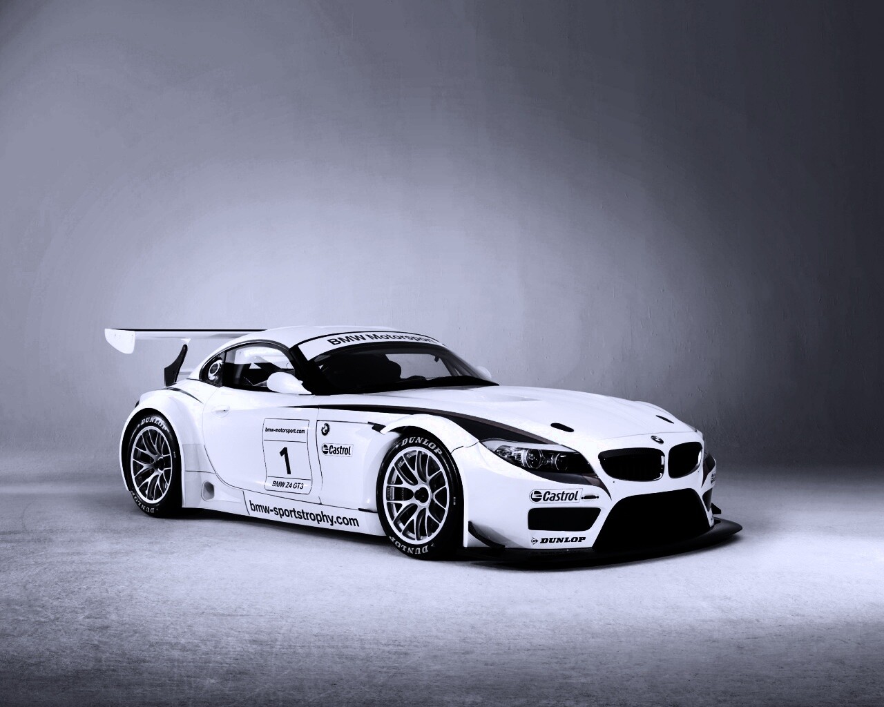 Спорткар БМВ обои