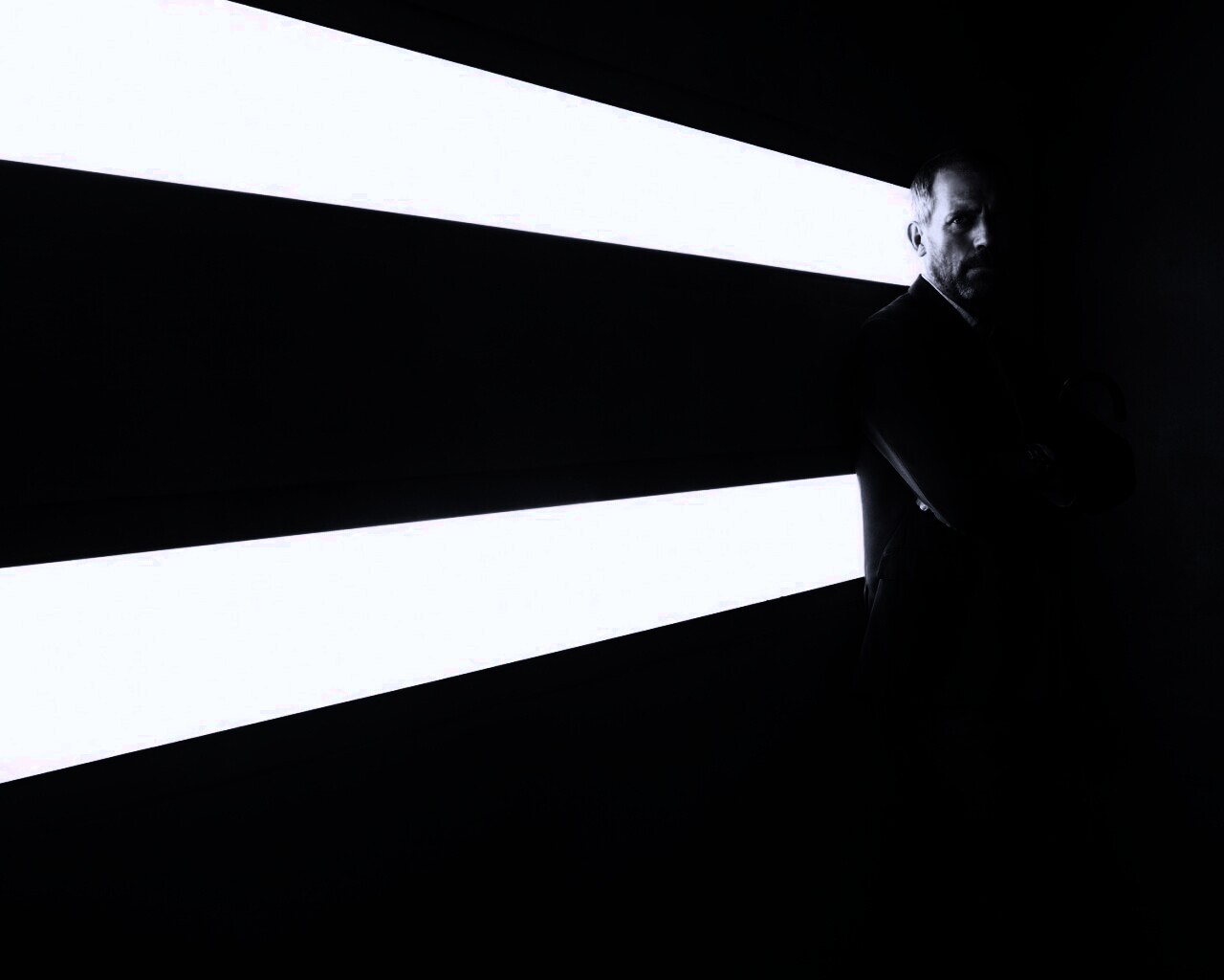 Хаус в лаборатории обои