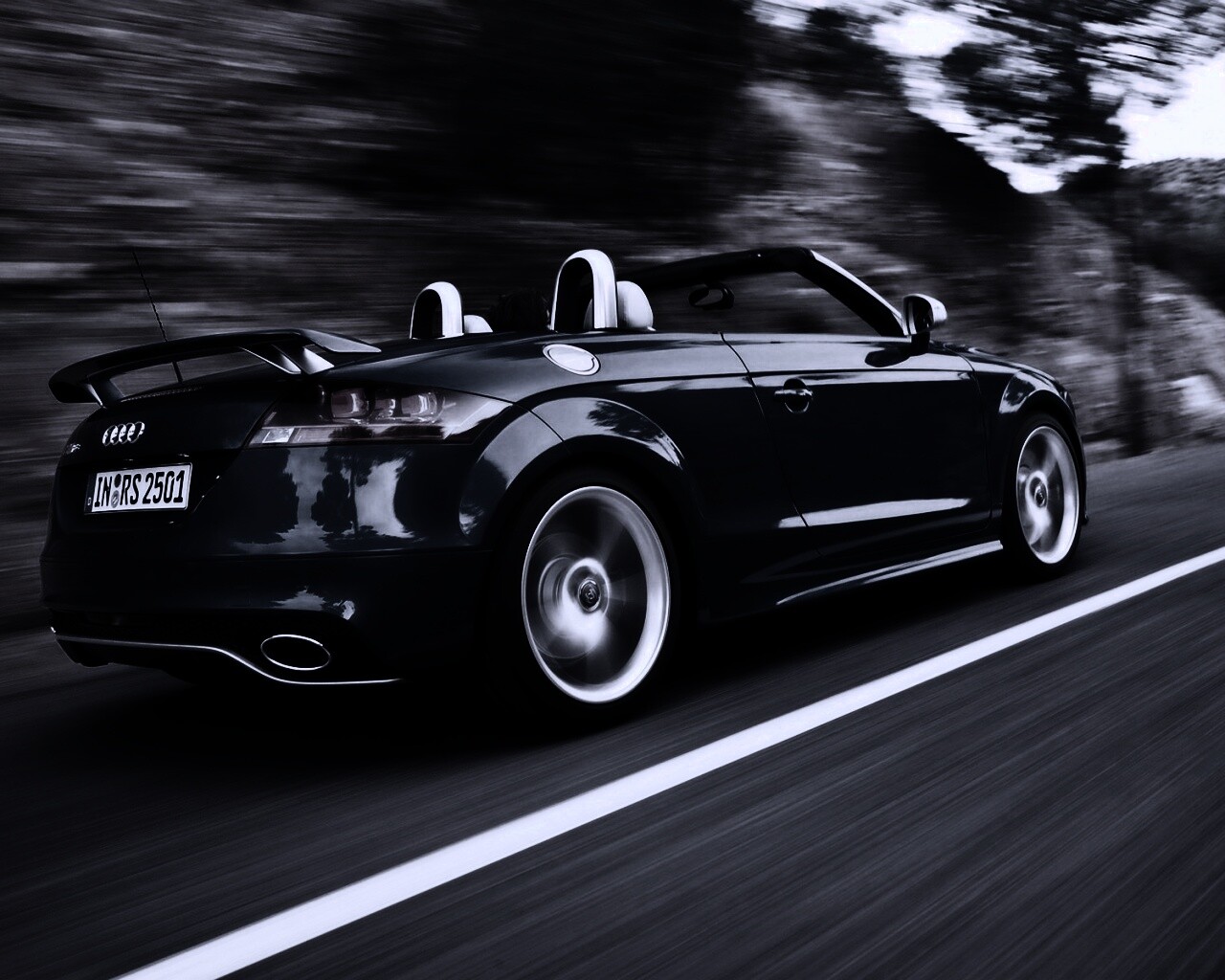 Синий кабриолет Audi обои