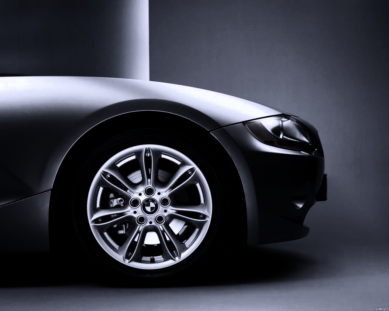 Переднее колесо автомобиля БМВ обои