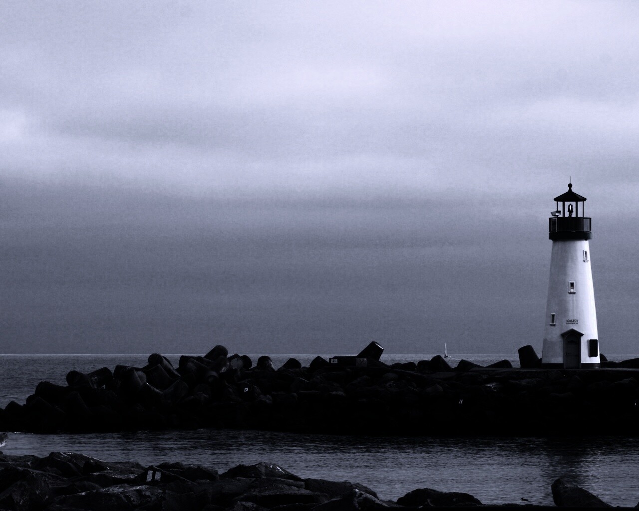 Маяк в порту Санта-Круз обои