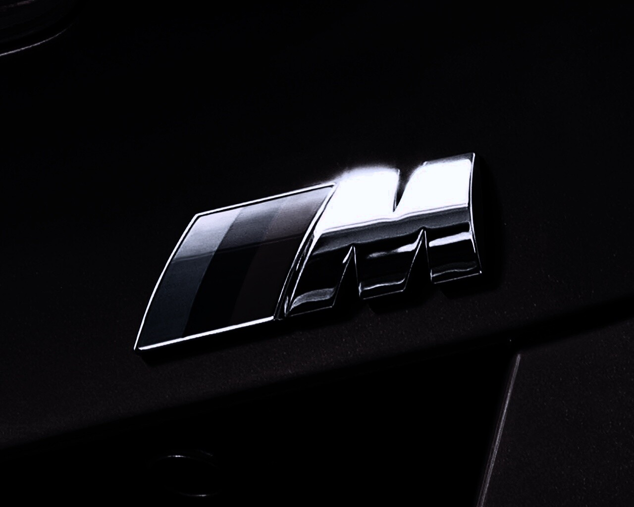 Логотип BMW M1 Series обои