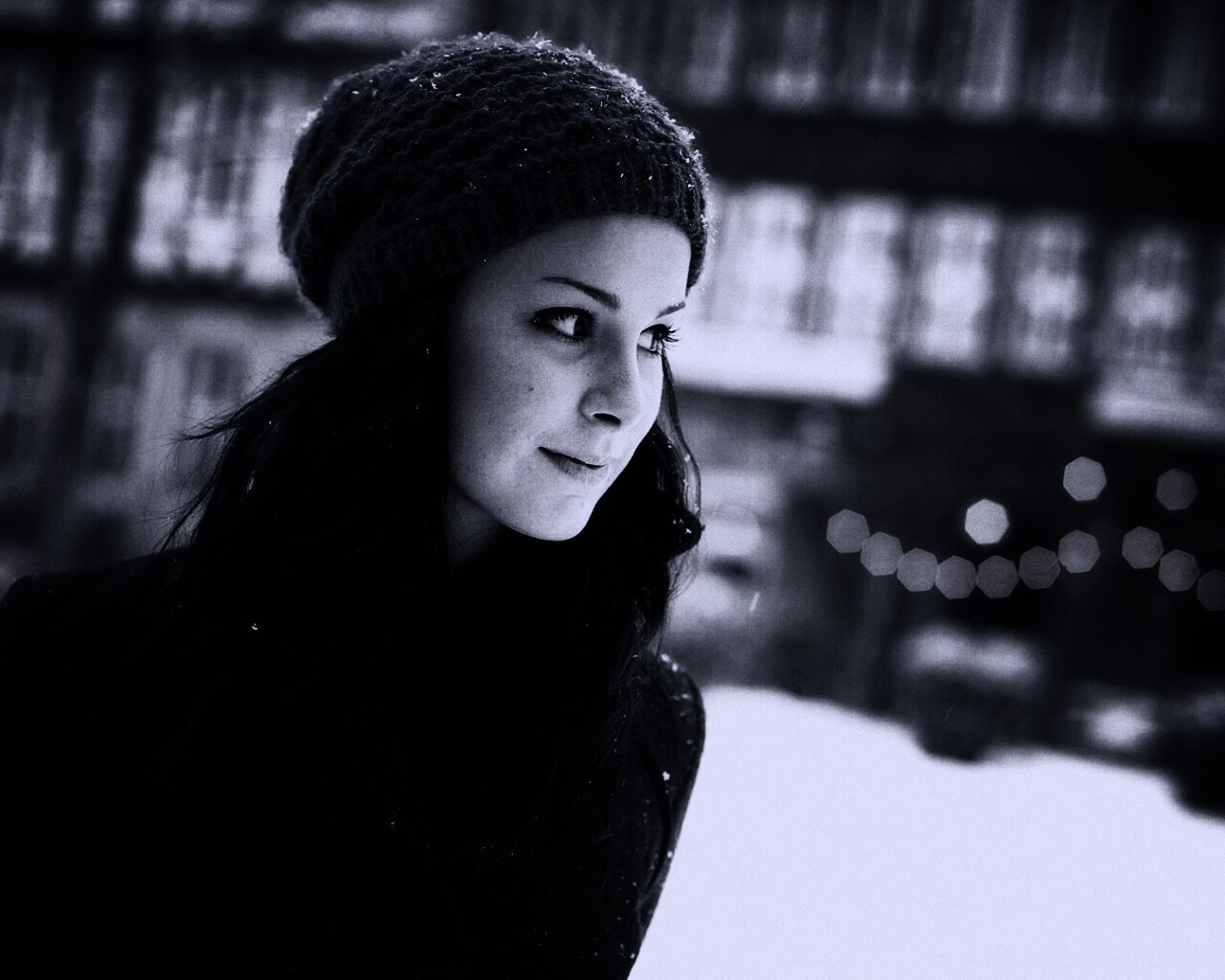 Девушка зимой обои