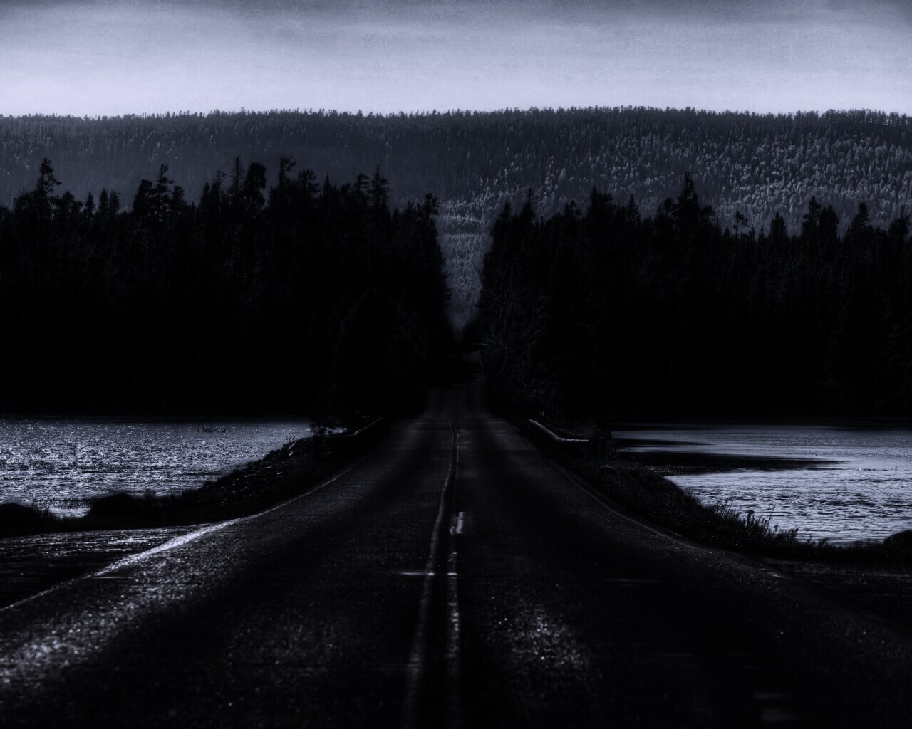 Дорога через озеро обои