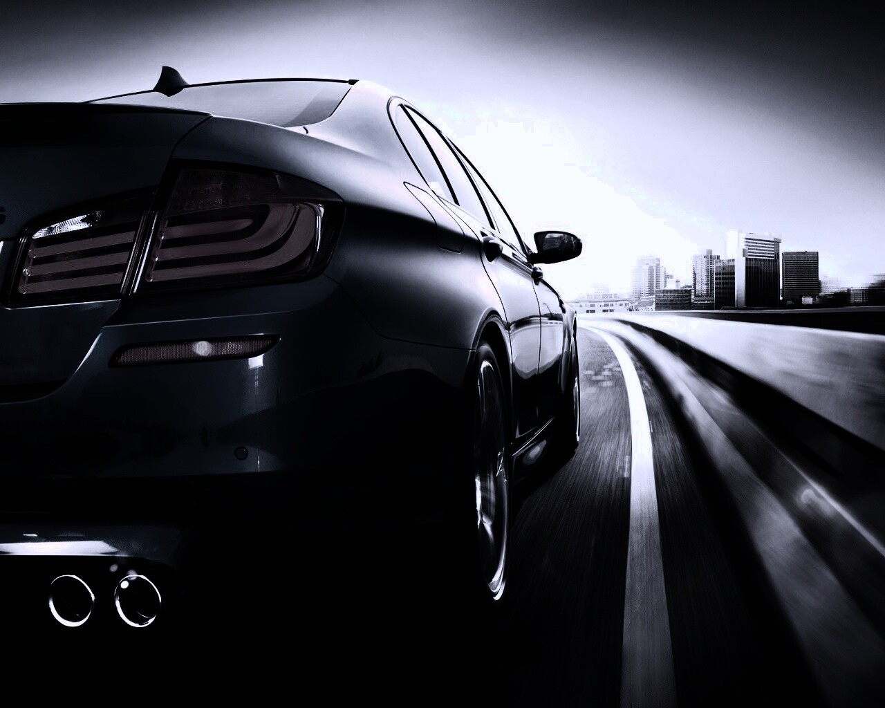 BMW F10 на повроте обои