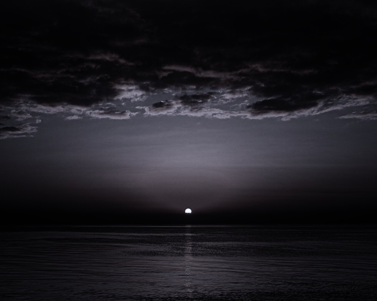 Багровый закат обои