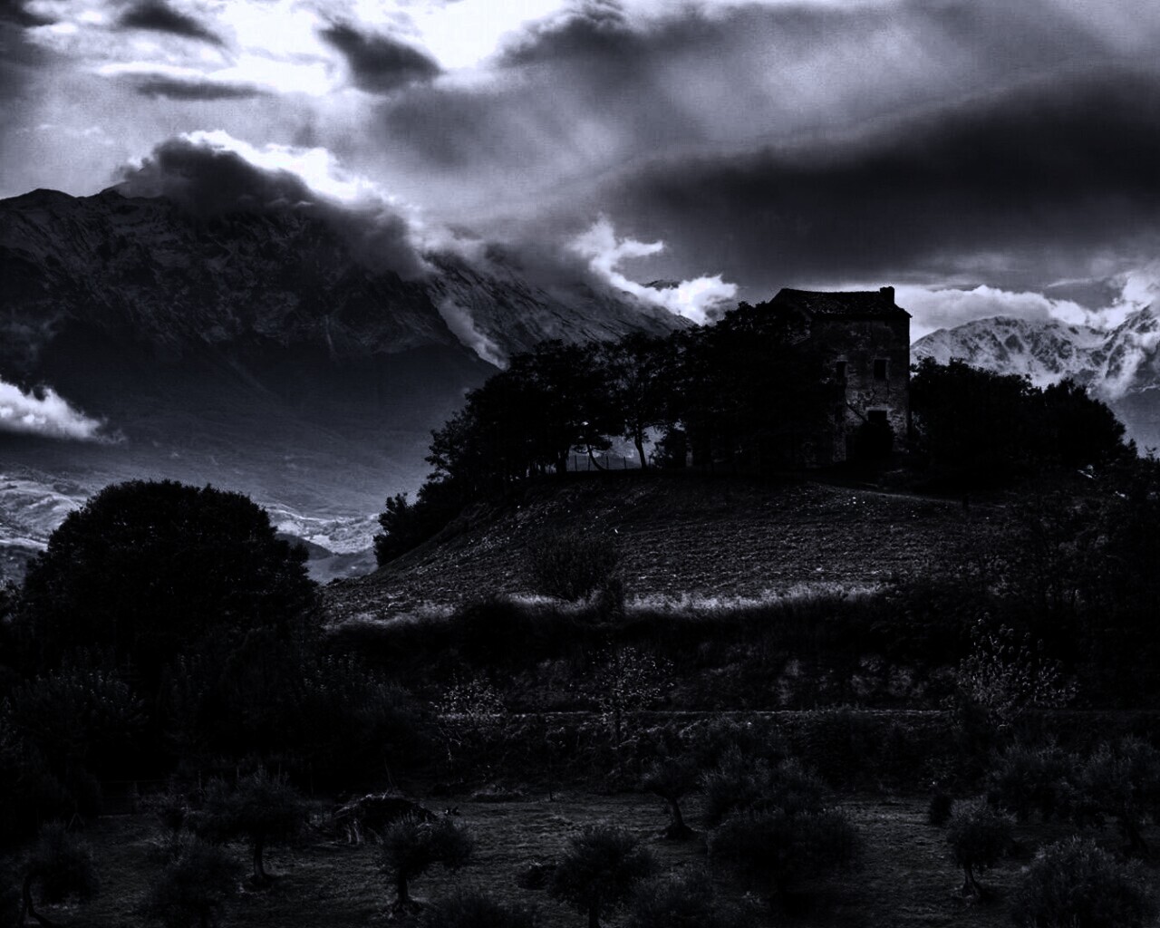 Горный пейзаж обои