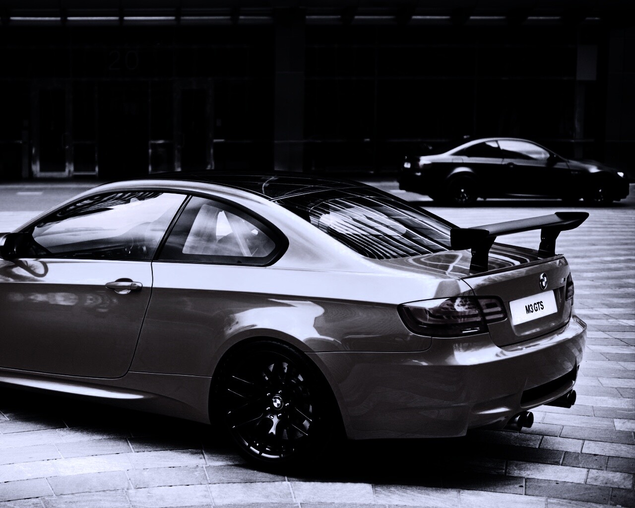 Оранжевый BMW M3 обои