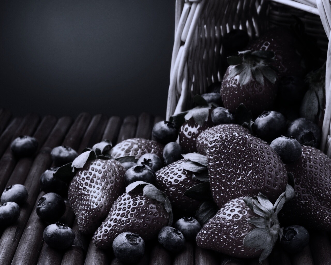 Спелые ягоды обои