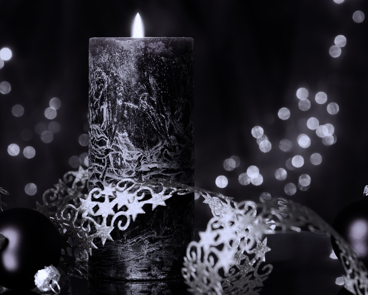 Новогодняя свеча обои