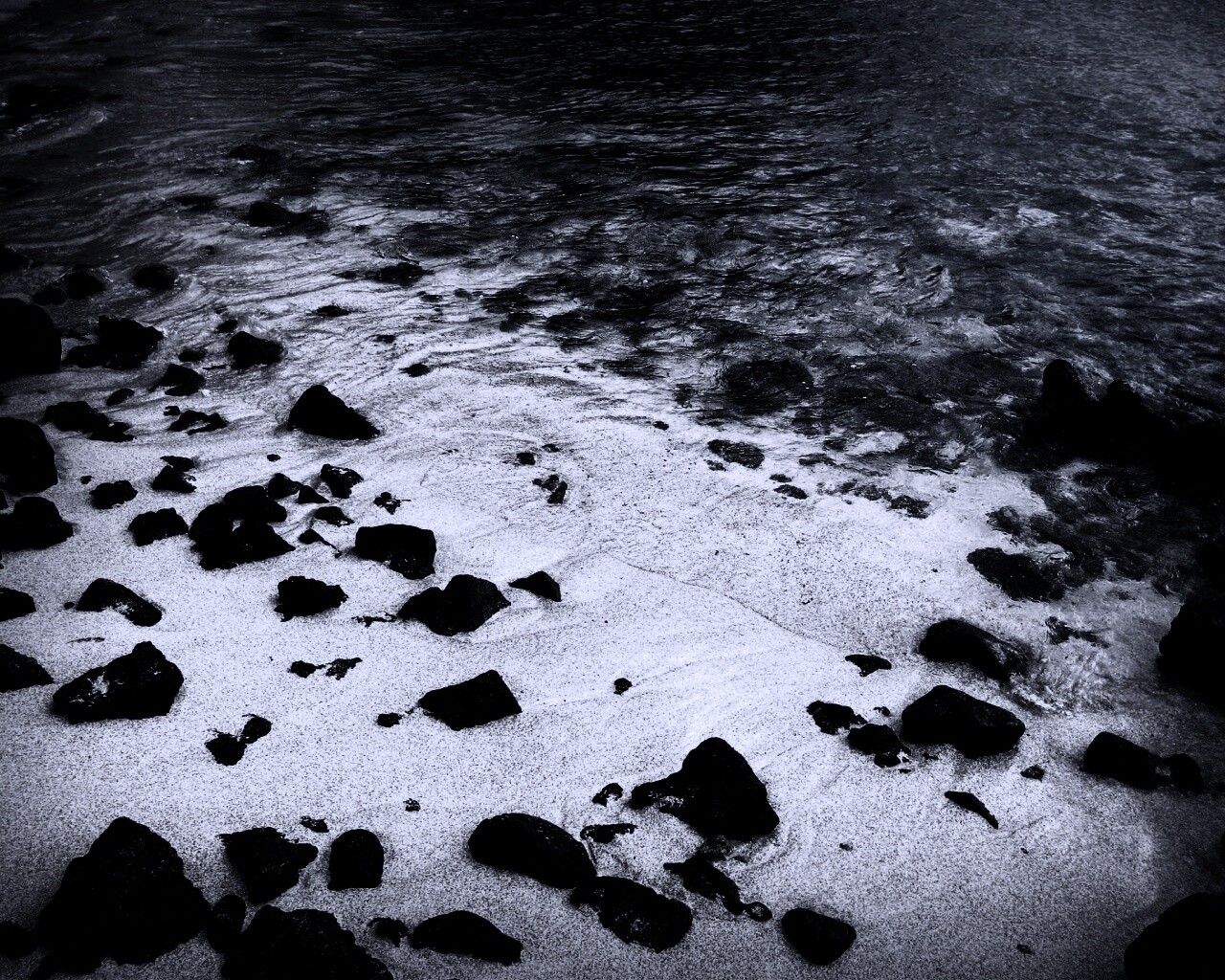 Каменистый берег обои