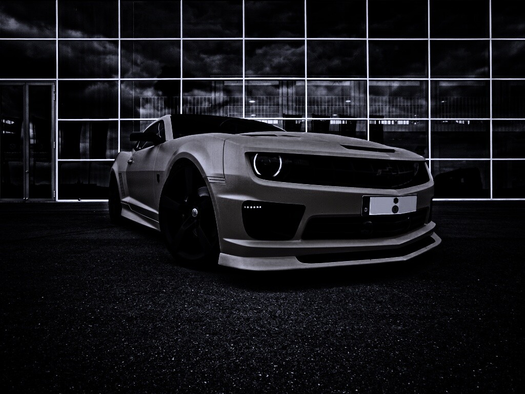 Желтый монстр обои