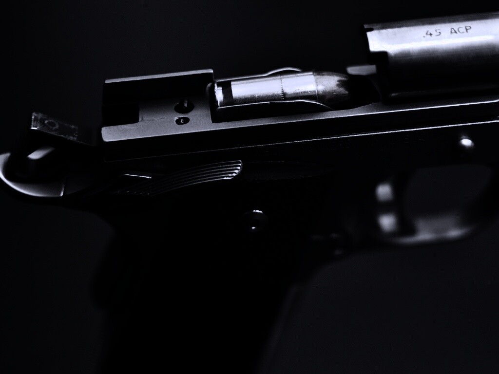 Разобранный пистолет обои