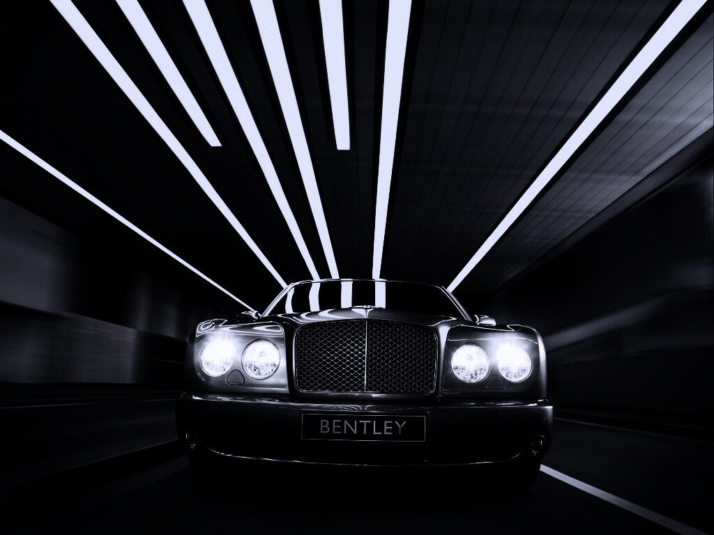 Бентли в тоннеле обои