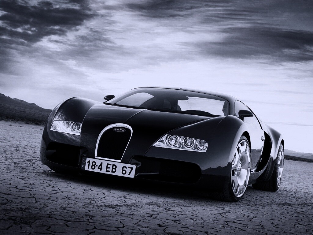 Бугатти в пустыне обои